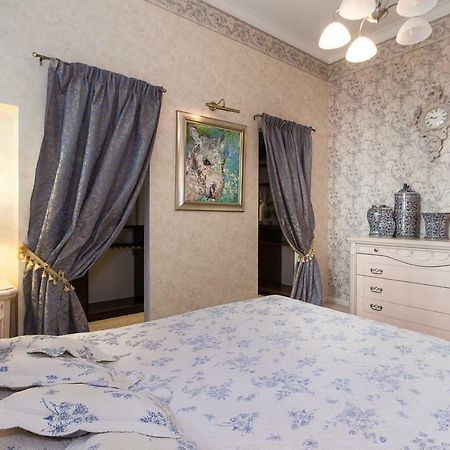 Royal Apartment Рига Екстериор снимка