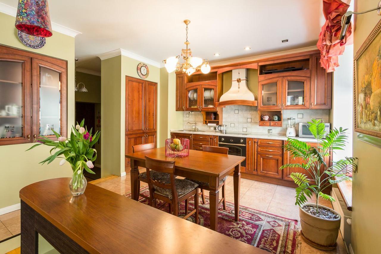 Royal Apartment Рига Екстериор снимка
