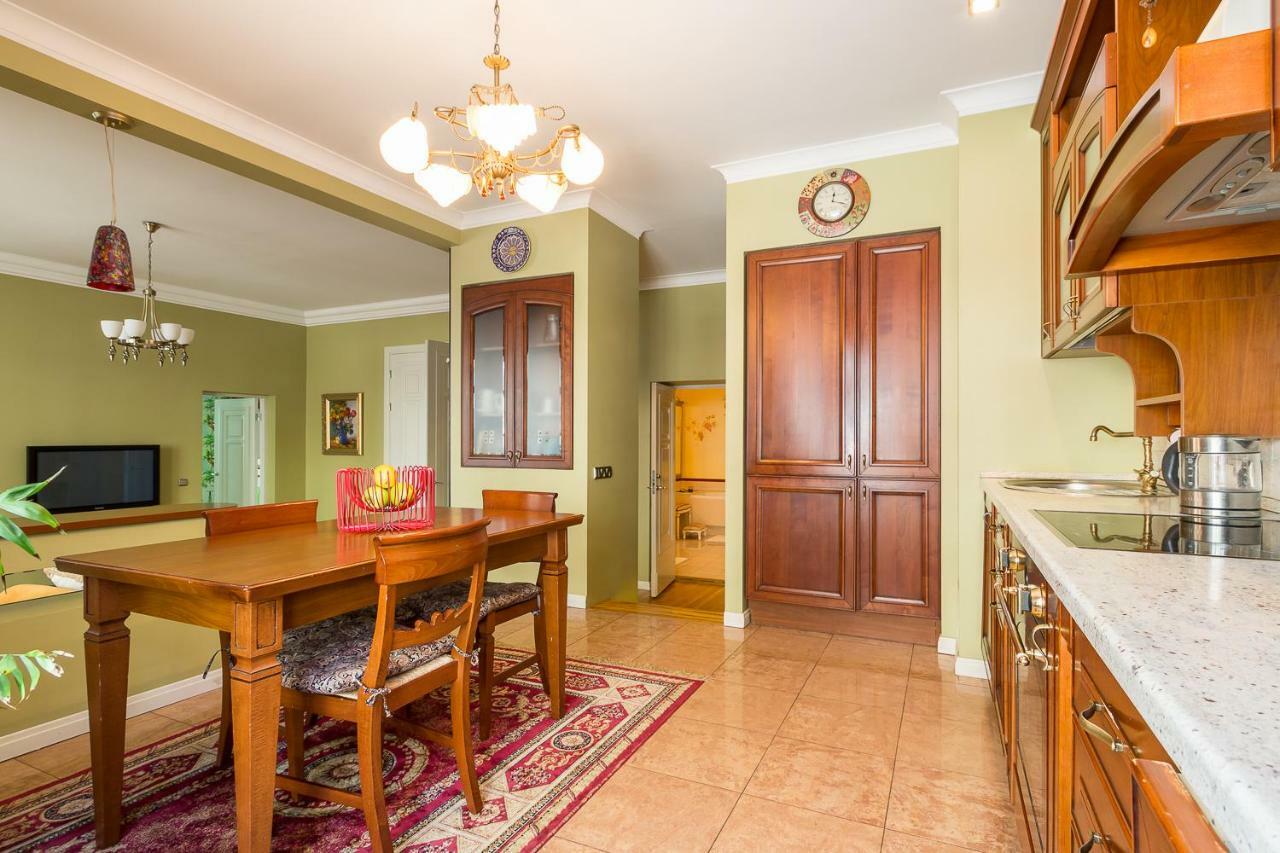 Royal Apartment Рига Екстериор снимка