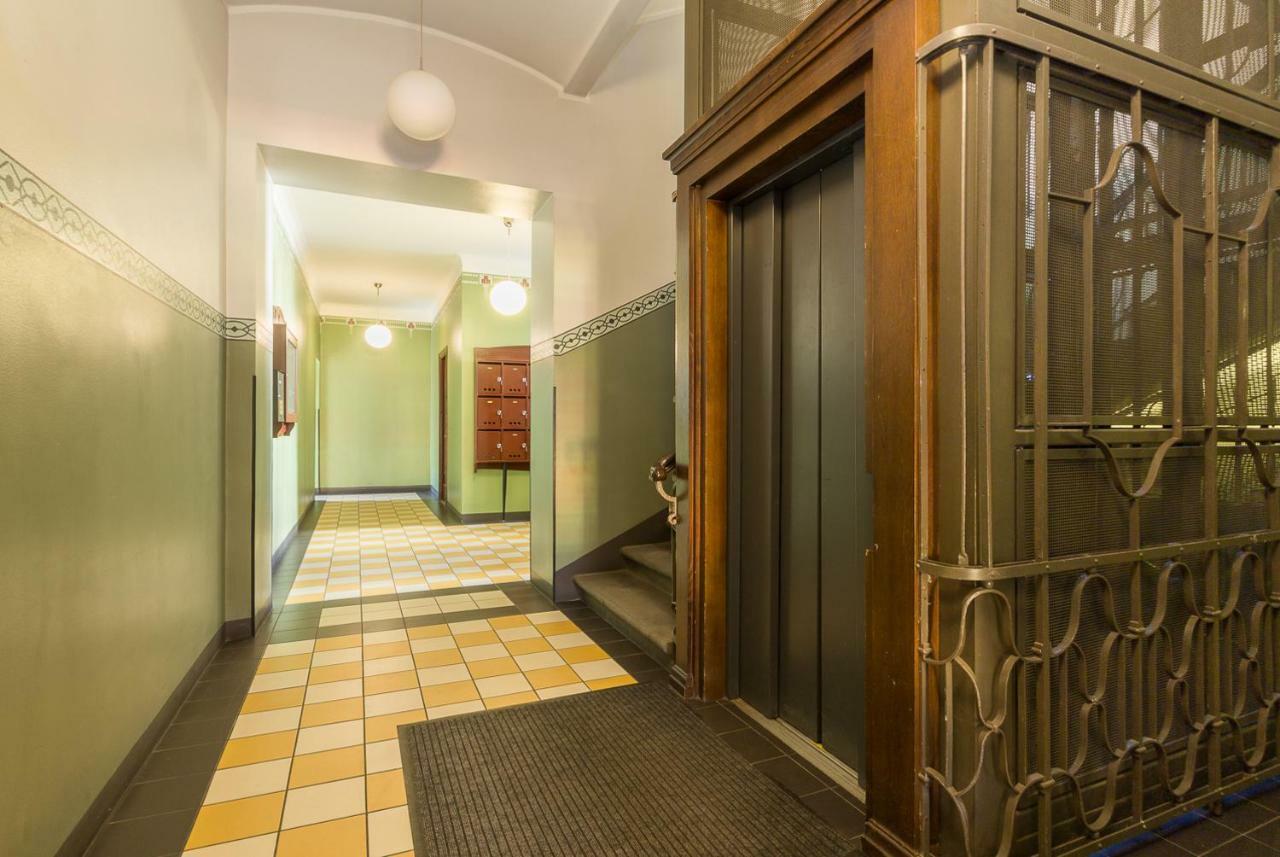 Royal Apartment Рига Екстериор снимка