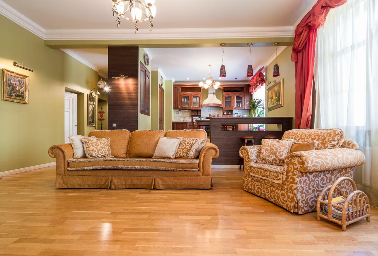 Royal Apartment Рига Екстериор снимка